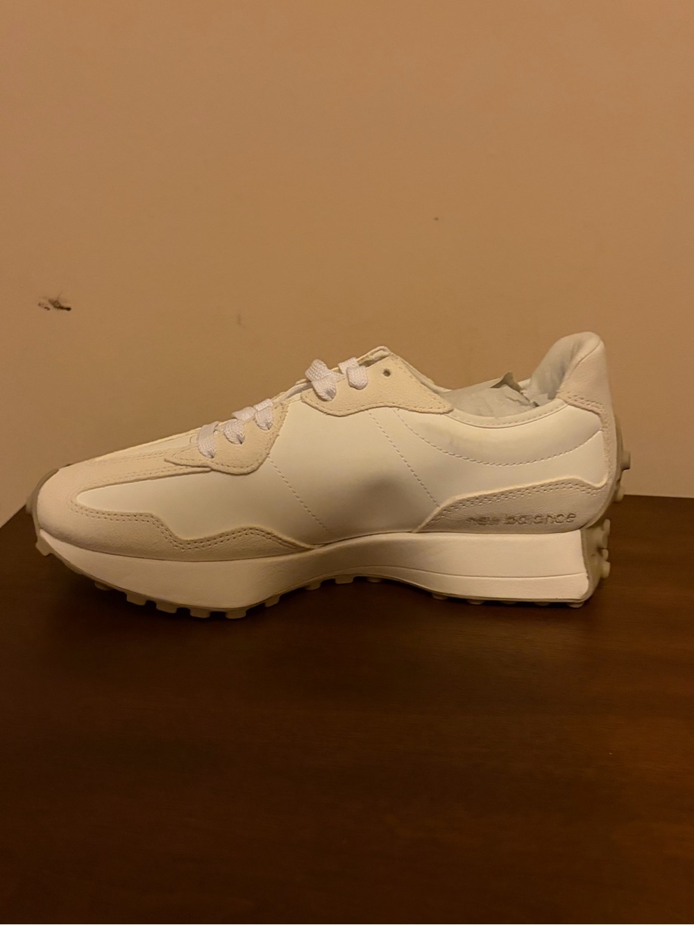 NWT women’s beige new balance pro athletic running sneakers size women 9.5 - Picture 5 of 6